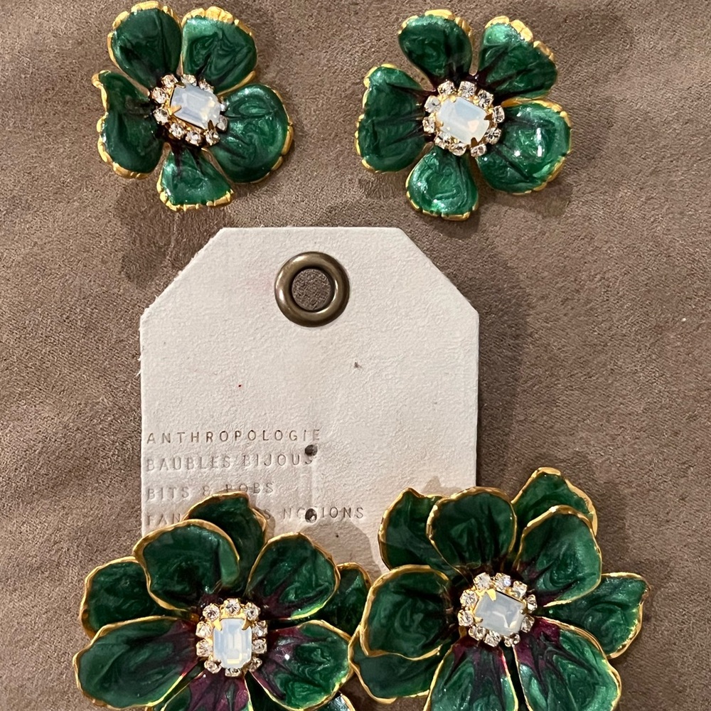 Anthropologie Green Floral Earrings and Brooch Set